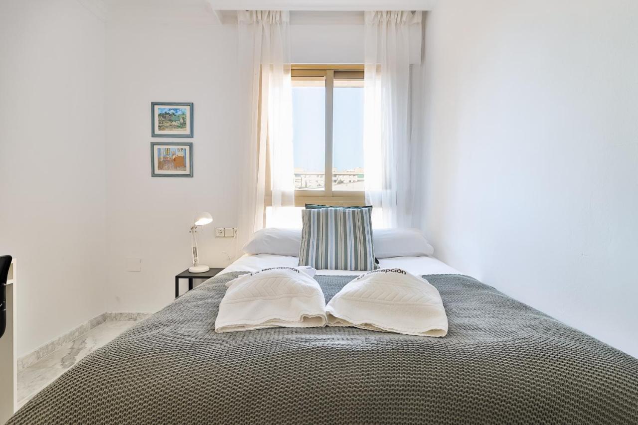 C9 Roomy Luminous 5 Bedroom In Town Apartment Málaga